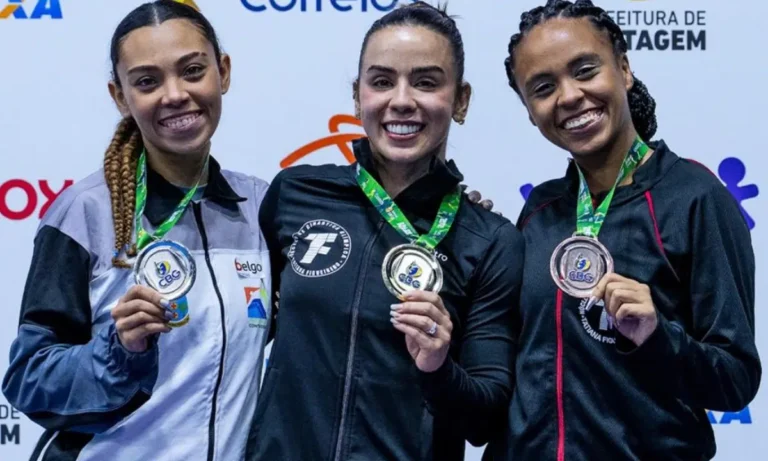 Camila Gomes e Maria Luiza brilham no Campeonato Brasileiro de Ginástica de Trampolim