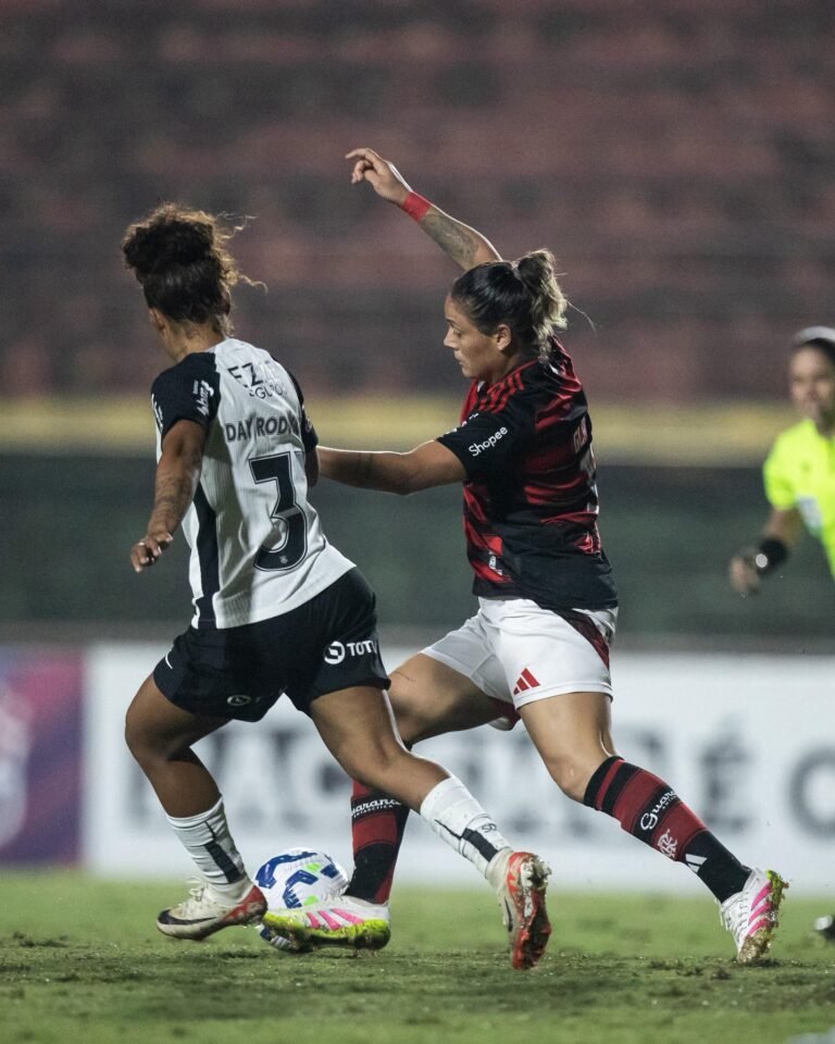 Brasileirão Feminino: Corinthians vence Flamengo e assume a vice-liderança