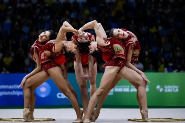 Ginástica Rítmica: Brasil brilha com apresentação impecável e prata com gosto de ouro no Mundial