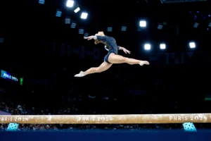 Flávia Saraiva conquista ouro na trave em Szombathely