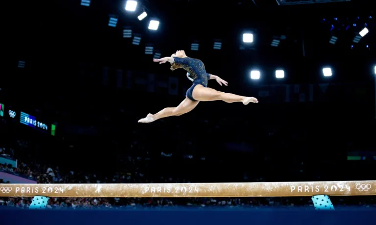 Flávia Saraiva conquista ouro na trave em Szombathely