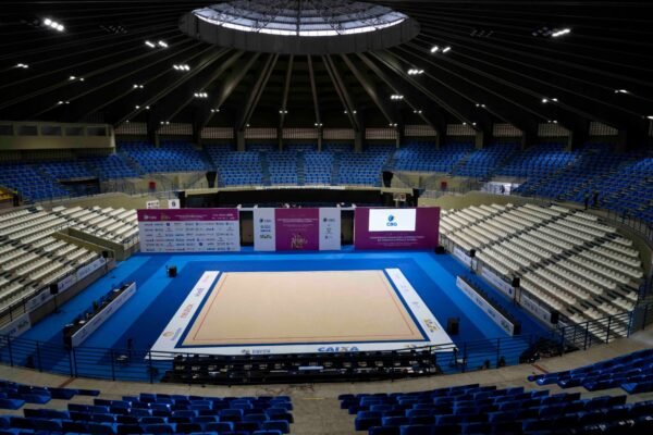 Beatriz Vieira brilha e garante o ouro no Campeonato Brasileiro de Ginástica Rítmica Juvenil