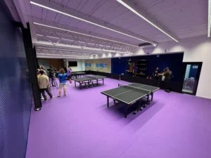 Hugo Calderano abre clube de tênis de mesa no Rio e mira popularização do esporte